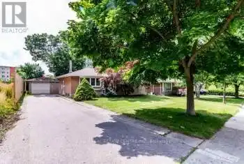273 Sunview St, Waterloo, Ontario N2L 3V8, 3 Bedrooms Bedrooms, 7 Rooms Rooms,2 BathroomsBathrooms,All Houses,Sold,Sunview,X9243477