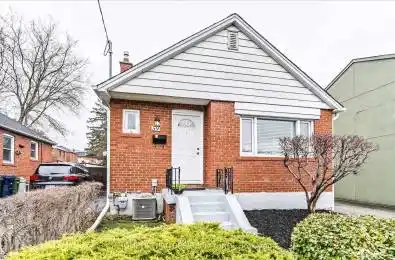 59 Avenue Unit Main Toronto (East York) Ontario M4B2R6