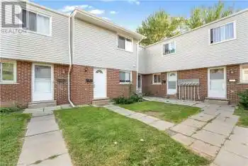 63 EMPIRE St Unit# 9, Welland, Ontario L3B 2L3, 3 Bedrooms Bedrooms, 7 Rooms Rooms,1 BathroomBathrooms,All Houses,Sold,EMPIRE,X9414408