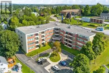 860 9TH St Unit# 101, Owen Sound, Ontario N4K 1R2, 2 Bedrooms Bedrooms, 8 Rooms Rooms,1 BathroomBathrooms,Condo,Sold,9TH,X10895132