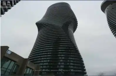 60 Avenue Unit 3205 Mississauga (City Centre) Ontario L4Z0A9
