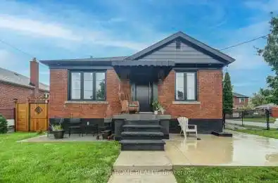 42 Bunnell Crescent Toronto (Downsview-Roding-CFB) Ontario M3M2C1