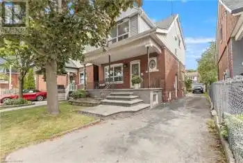 138 BALMORAL Ave, Hamilton, Ontario L8L 7R6, 3 Bedrooms Bedrooms, 11 Rooms Rooms,3 BathroomsBathrooms,All Houses,Sold,BALMORAL,X9414304