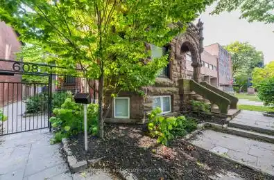 608 Spadina Avenue Unit# 4 Toronto (University) Ontario M5S2H4