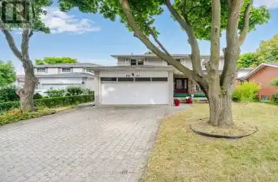 2277 Springfield Court Mississauga (Sheridan) Ontario L5K1V3