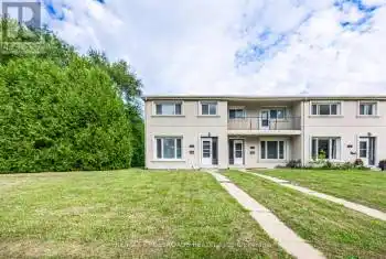 1068 Lawrence Ave, Toronto, Ontario M3C 1R6, 3 Bedrooms Bedrooms, 6 Rooms Rooms,2 BathroomsBathrooms,All Houses,Rented,Lawrence,C9362904