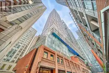15 Mercer St Unit# 4002, Toronto, Ontario M5V 1H2, 3 Bedrooms Bedrooms, 6 Rooms Rooms,2 BathroomsBathrooms,Condo,Rented,Mercer,C9366377