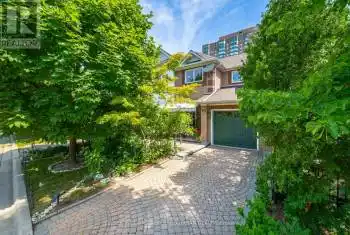 199 Hillcrest Ave Unit# 39, Mississauga, Ontario L5B 4L5, 3 Bedrooms Bedrooms, 6 Rooms Rooms,3 BathroomsBathrooms,All Houses,Sold,Hillcrest,W9366780