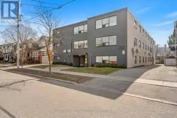 257 Torrens Ave Unit# 1, Toronto, Ontario M4J 2P6, 1 Bedroom Bedrooms, 4 Rooms Rooms,1 BathroomBathrooms,All Houses,Rented,Torrens,E9367660