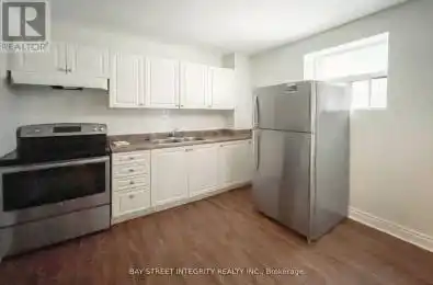 82 Maitland Street Unit# 8 Toronto (Church-Yonge Corridor) Ontario M4Y