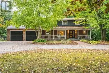 4403 Fairgrounds Rd, Severn, Ontario L3V 0Y2, 4 Bedrooms Bedrooms, 9 Rooms Rooms,4 BathroomsBathrooms,All Houses,Sold,Fairgrounds,S9373917