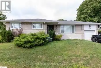20 Sandwell Dr, Toronto, Ontario M9R 3R1, 2 Bedrooms Bedrooms, 5 Rooms Rooms,1 BathroomBathrooms,All Houses,Rented,Sandwell,W9374007