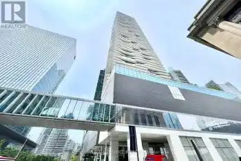 100 Harbour St Unit# 4807, Toronto, Ontario M5J 0B5, 1 Bedroom Bedrooms, 4 Rooms Rooms,1 BathroomBathrooms,Condo,Rented,Harbour,C9382143