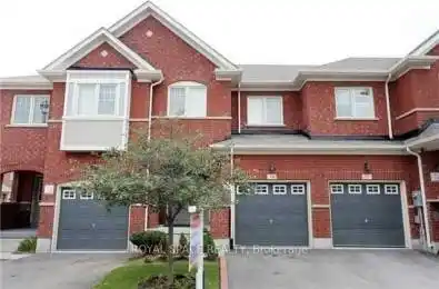 19 Masseyfield Street Brampton (Bram East) Ontario L6P3E1