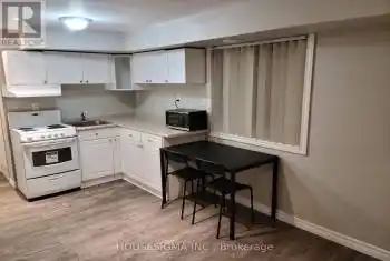 329 Bathurst Glen Dr Unit# B2, Vaughan, Ontario L4J 9A3, 2 Rooms Rooms,1 BathroomBathrooms,All Houses,Rented,Bathurst Glen,N9384522