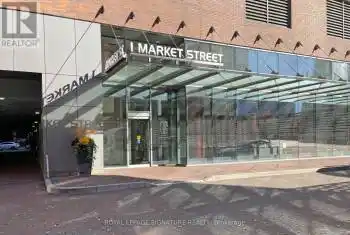 1 Market St Unit# 1110, Toronto, Ontario M5E 0A2, 1 Bedroom Bedrooms, 5 Rooms Rooms,1 BathroomBathrooms,Condo,Rented,Market,C9384765