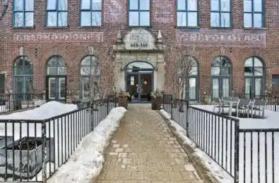 363 Sorauren Avenue Unit# 214 Toronto (Roncesvalles) Ontario M6R3C1