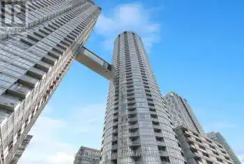 21 Iceboat Terr Unit# 4712, Toronto, Ontario M5V 4A9, 1 Bedroom Bedrooms, 5 Rooms Rooms,1 BathroomBathrooms,Condo,Sold,Iceboat,C9384913