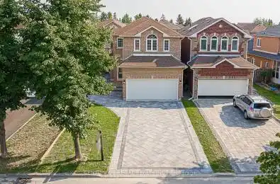 113 Greensboro Drive Markham (Milliken Mills West) Ontario L3R0W1