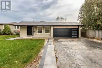 3278 Trevor Crt, Mississauga, Ontario L5L 1V1, 3 Bedrooms Bedrooms, 6 Rooms Rooms,2 BathroomsBathrooms,All Houses,Rented,Trevor,W9395738