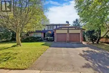 212 Spring Garden Rd, Oakville, Ontario L6L 5H2, 4 Bedrooms Bedrooms, 9 Rooms Rooms,3 BathroomsBathrooms,All Houses,Sold,Spring Garden,W9396687