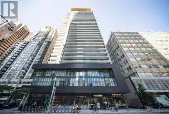 770 Bay St Unit# 1703, Toronto, Ontario M5G 0A6, 1 Bedroom Bedrooms, 5 Rooms Rooms,1 BathroomBathrooms,Condo,Sold,Bay,C9293358