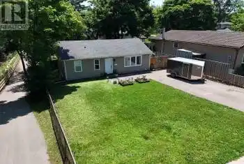 84 McCraney St, Oakville, Ontario L6H 1H4, 3 Bedrooms Bedrooms, 6 Rooms Rooms,2 BathroomsBathrooms,All Houses,Sold,McCraney,W9283757