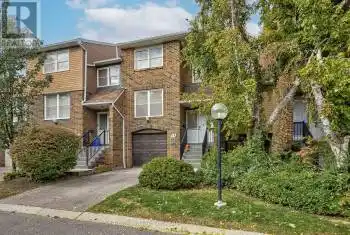 15 Windsor Court Rd, Markham, Ontario L3T 4Y4, 3 Bedrooms Bedrooms, 8 Rooms Rooms,3 BathroomsBathrooms,All Houses,Sold,Windsor Court,N9398597