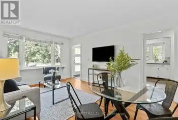 1458 Fisher Ave, Burlington, Ontario L7P 2L8, 3 Bedrooms Bedrooms, 7 Rooms Rooms,2 BathroomsBathrooms,All Houses,Sold,Fisher,W9397866