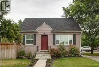 91 Haliburton Ave, Toronto, Ontario M9B 4Y7, 2 Bedrooms Bedrooms, 6 Rooms Rooms,3 BathroomsBathrooms,All Houses,Rented,Haliburton,W9397821