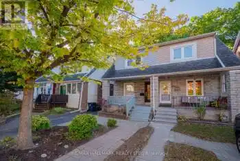 331 Springdale Blvd, Toronto, Ontario M4C 2A3, 3 Bedrooms Bedrooms, 6 Rooms Rooms,1 BathroomBathrooms,All Houses,Sold,Springdale,E9398361