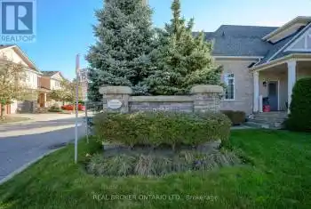 2295 Rochester Circ Unit# 7, Oakville, Ontario L6M 5C9, 3 Bedrooms Bedrooms, 7 Rooms Rooms,4 BathroomsBathrooms,All Houses,Rented,Rochester,W9399258