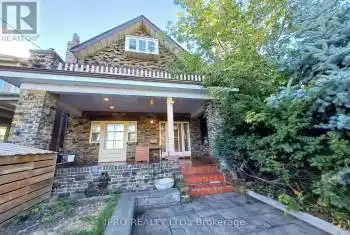 30 Glendonwynne Rd, Toronto, Ontario M6P 3E4, 2 Bedrooms Bedrooms, 4 Rooms Rooms,1 BathroomBathrooms,All Houses,Rented,Glendonwynne,W9409533