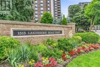 1515 Lakeshore Rd Unit# 1405, Mississauga, Ontario L5E 3E3, 2 Bedrooms Bedrooms, 5 Rooms Rooms,2 BathroomsBathrooms,Condo,Sold,Lakeshore,W9400523