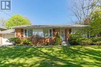 2067 Devon Rd, Oakville, Ontario L6J 2N1, 3 Bedrooms Bedrooms, 2 Rooms Rooms,2 BathroomsBathrooms,All Houses,Rented,Devon,W9344617