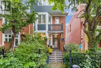 39 Chester St, Oakville, Ontario L6H 6J9, 3 Bedrooms Bedrooms, 11 Rooms Rooms,3 BathroomsBathrooms,All Houses,Sold,Chester,W9366880