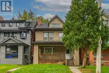 31 Gibson Ave, Hamilton, Ontario L8L 6J4, 2 Bedrooms Bedrooms, 7 Rooms Rooms,3 BathroomsBathrooms,All Houses,Rented,Gibson,X9416143