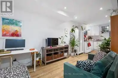 116 Medland Street Unit# A Toronto (Junction Area) Ontario M6P2N5