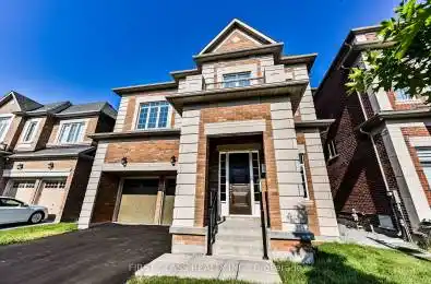 44 Red Giant Street Richmond Hill (Observatory) Ontario L4C8P5