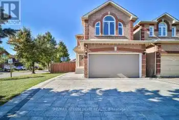 92 Milliken Meadows Dr, Markham, Ontario L3R 0V5, 4 Bedrooms Bedrooms, 11 Rooms Rooms,5 BathroomsBathrooms,All Houses,Sold,Milliken Meadows,N9461847