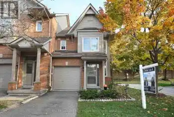 1588 South Parade Crt Unit# 40, Mississauga, Ontario L5M 6E7, 3 Bedrooms Bedrooms, 6 Rooms Rooms,3 BathroomsBathrooms,All Houses,Sold,South Parade,W9506784