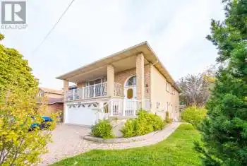 920 Apple Gate Crt, Mississauga, Ontario L5C 4L5, 4 Bedrooms Bedrooms, 12 Rooms Rooms,3 BathroomsBathrooms,All Houses,Sold,Apple Gate,W9507973