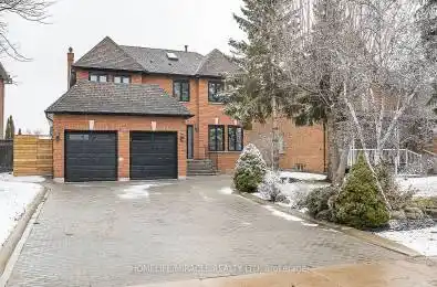 157 Valeria Boulevard Vaughan (East Woodbridge) Ontario L4L6W4