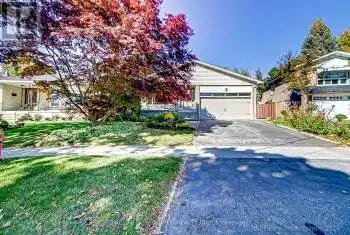 25 Mosedale Cres, Toronto, Ontario M2J 3A3, 4 Bedrooms Bedrooms, 8 Rooms Rooms,3 BathroomsBathrooms,All Houses,Sold,Mosedale,C9506737