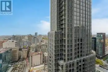 8 Cumberland St Unit# 3202, Toronto, Ontario M4W 0B6, 2 Bedrooms Bedrooms, 4 Rooms Rooms,2 BathroomsBathrooms,Condo,Rented,Cumberland,27578103