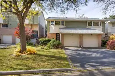 1135 Mccraney Street Unit# 11 Oakville (College Park) Ontario L6H3A3