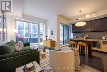 783 Bathurst St Unit# 224, Toronto, Ontario M5S 0A8, 1 Bedroom Bedrooms, 5 Rooms Rooms,1 BathroomBathrooms,Condo,Sold,Bathurst,C9510310