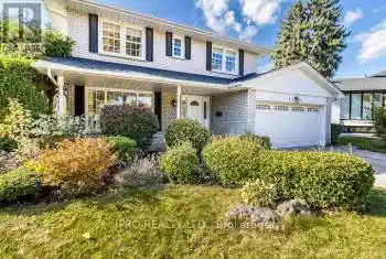 2340 Blase Crt, Mississauga, Ontario L5A 1P1, 4 Bedrooms Bedrooms, 8 Rooms Rooms,3 BathroomsBathrooms,All Houses,Rented,Blase,W9511002