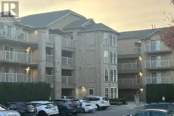 1470 Bishops Gate Unit# 306, Oakville, Ontario L6M 4N2, 4 Bedrooms Bedrooms, 1 Room Rooms,1 BathroomBathrooms,Condo,Rented,Bishops,W9511469