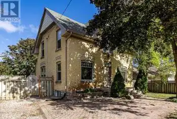 1143 Riverside Dr, London, Ontario N6H 2T7, 3 Bedrooms Bedrooms, 11 Rooms Rooms,2 BathroomsBathrooms,All Houses,Rented,Riverside,X9512393